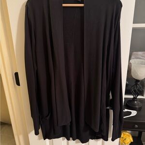 Black Athleta Pranayama wrap